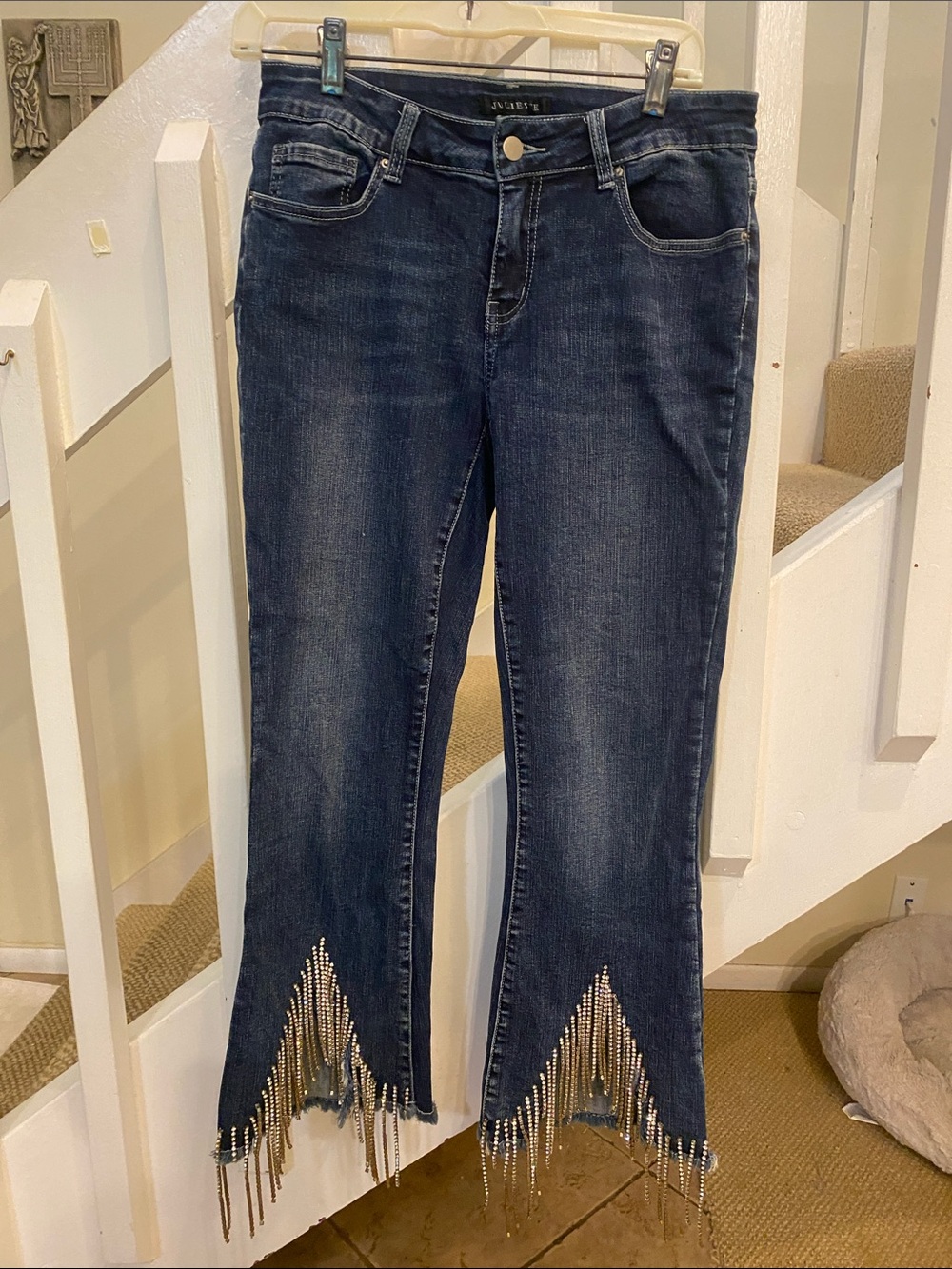 Juliette Women’s cropped Dark Blue rhinestone Embellished Hem Jeans - size 6